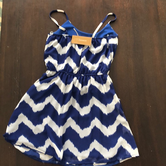 Francesca’s dress - Picture 5 of 6